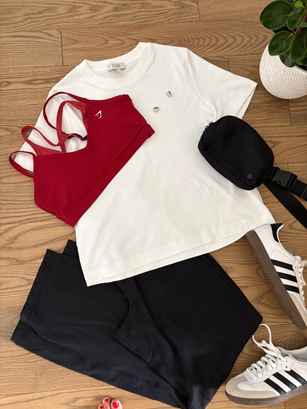 GYMSHARK two-tone Sports Bra in rust, NWOT